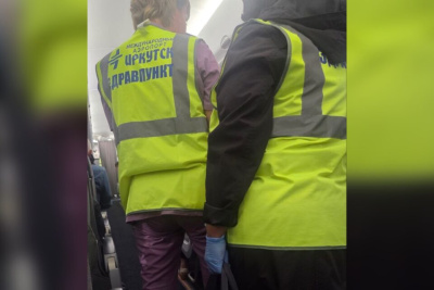 Пару из Якутии сняли с рейса в Иркутске из-за ссоры на борту / Семен Родионов   