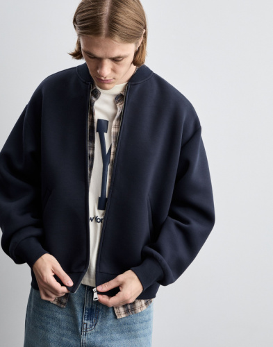Тёмно-синий бомбер из скубы на молнии Глория Джинс