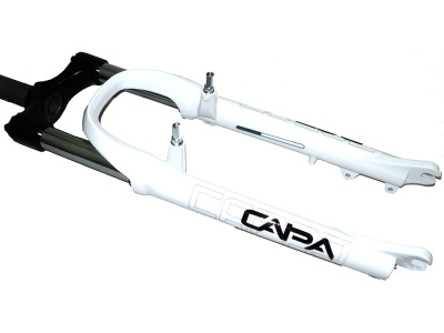 Амортизационная вилка RST Capa T 26" (белый 26" 80 мм эксцентрик 9 мм шток 1 1/8" (28.6 мм) для ободных и дисковых тормозов)