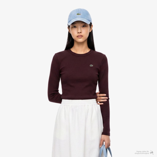 Женский базовый лонгслив Lacoste облегающего кроя