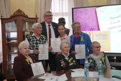 В Якутии прошла встреча, посвященная 85-летию начала блокады Ленинграда / ЯСИА   Республика Саха (Якутия)