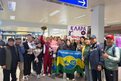 Чемпионку Всемирных игр кочевников встретили в Якутске / Семен Родионов Якутск Якутск Республика Саха (Якутия)