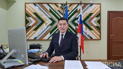 Петр Попов: Стратегия развития ДФО направлена рост ключевых отраслей экономики / Дмитрий Осипов   