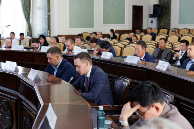 В Якутске установят мемориальную доску первому президенту республики Михаилу Николаеву / Дмитрий Осипов Якутск Якутск Республика Саха (Якутия)
