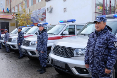 Якутские росгвардейцы получили пять новых УАЗов «Патриот» / ЯСИА   