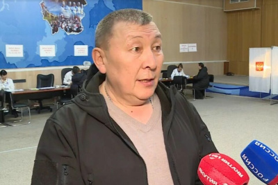 Герой России Александр Колесов проголосовал на выборах в Госдуму / ЯСИА   