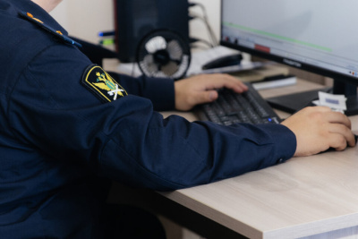 Судебные приставы в Якутске взыскали с организации более 570 тыс. рублей долга по зарплате / ЯСИА   