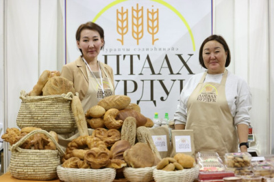 Местные продукты, дизайнерская одежда и турбазы: 100 предприятий собрала выставка «Бизнес-Экспо» / Нарыйа Пахомова   
