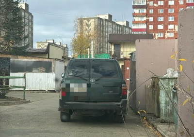В Мирном угнали внедорожник, оставленный с ключами в замке зажигания / ЯСИА   