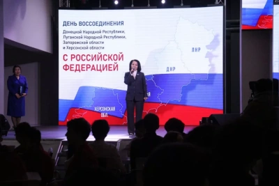 В Якутске провели викторину в День воссоединения новых регионов / Дьулустаан Сергеев   