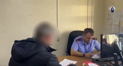 Главу Алдана арестовали на два месяца по делу о мошенничестве / Семен Родионов   