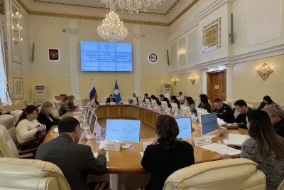 В Якутии обсудили реализацию миграционной политики / ЯСИА   