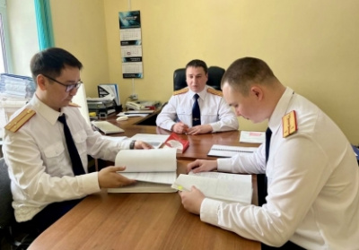 В Алдане руководитель муниципального учреждения и предприниматель обвиняются во взяточничестве /    