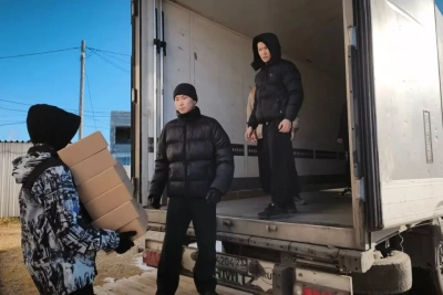 Из Якутии в зону СВО отправили продуктовые наборы ко Дню народного единства / Николай Борисов   