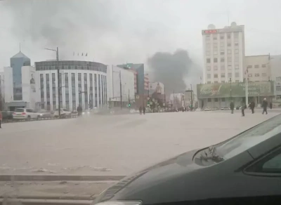 В Якутске заметили густой черный дым. Очевидцы поделились фотографиями / Саина Титова   