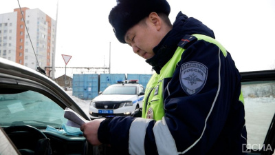 За неделю в Якутске произошло 60 ДТП, пострадали 16 человек / ЯСИА   