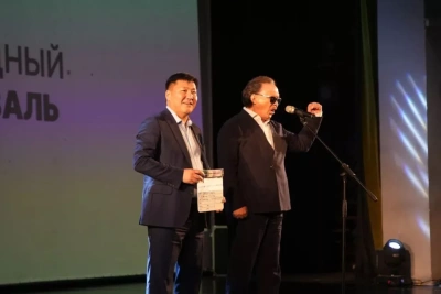 «Нам больше не нужно доказывать, что в Якутии умеют снимать кино»: Алексей Егоров — о будущем якутского кинематографа / ЯСИА   