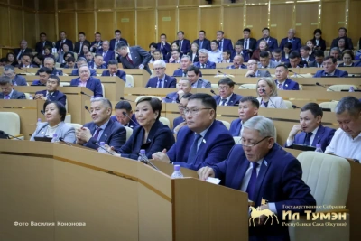 Без оружия и спецтранспорта: в Якутии внесены изменения в закон о драгметаллах / Алексей Рудых   