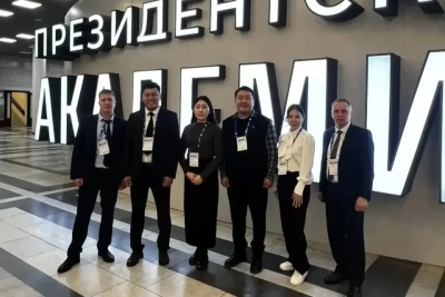 Члены молодежного правительства Якутии завершили федеральную программу управленческого развития / ЯСИА   