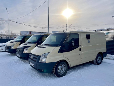 Участникам СВО из Якутии передали бронированные автомобили и биопрепараты / ЯСИА   