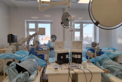 Мобильные офтальмологи провели свыше 250 операций в Вилюйской группе районов Якутии / Саина Титова   