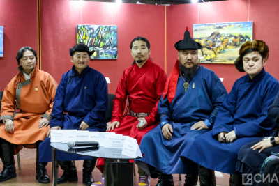 Выставка картин монгольских художников открылась в Якутске / Саина Титова Якутск Якутск Республика Саха (Якутия)