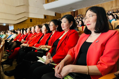 В Якутске обсудили трансформацию роли женщин в обществе / ЯСИА Якутск Якутск Республика Саха (Якутия)