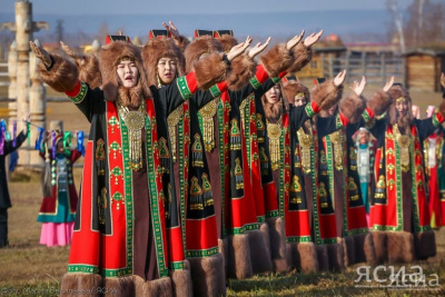 Правильные одежда, питание и витамины: как женщинам в Якутии сохранить здоровье / ЯСИА   