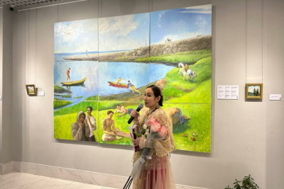 Выставка якутской художницы Миры Аргуновой открылась в Благовещенске / ЯСИА Благовещенск Город Благовещенск Амурская область