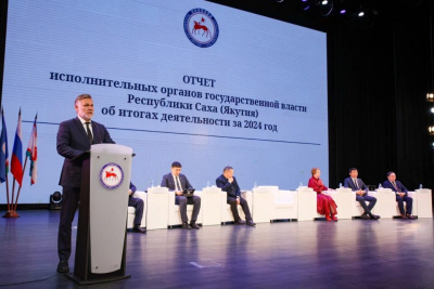 Около 30 тысяч якутян приняли участие в очных отчетах правительства Якутии / ЯСИА   