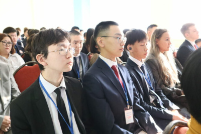 В Якутске открыли финальный этап конкурса «Будущий дипломат — 2025» / ЯСИА Якутск Якутск Республика Саха (Якутия)