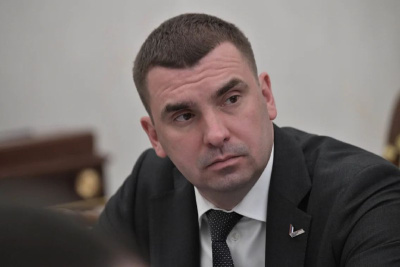 Народный фронт предложил улучшить доступность такси для многодетных семей / ЯСИА   