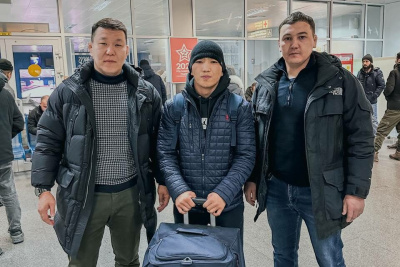 Лев Павлов вернулся в Якутск после победы на первенстве Европы / ЯСИА Якутск Якутск Республика Саха (Якутия)