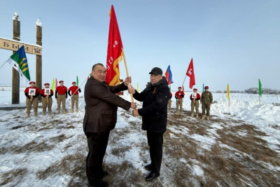 В наслегах Абыйского района Якутии проходит эстафета Знамени Победы / ЯСИА   