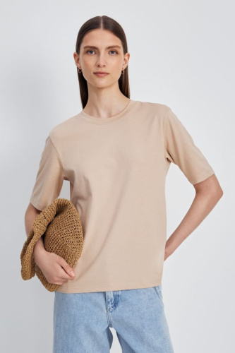 Базовая футболка из хлопка