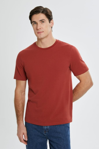 Базовая футболка