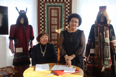 В Якутске открылась персональная выставка мастерицы Татьяны Парфёновой / Мария Горохова Якутск Якутск Республика Саха (Якутия)