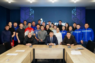 Якутские мас-рестлеры получили напутствие перед чемпионатом России / Дьулустаан Сергеев   