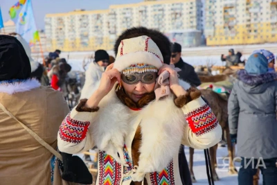 Фото: уникальные традиционные наряды участников праздника оленеводов в Якутске / ЯСИА Якутск Якутск Республика Саха (Якутия)