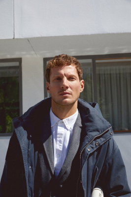 Утепленная парка с капюшоном