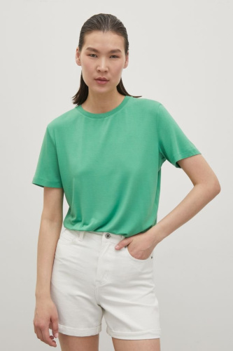 Футболка с круглым вырезом