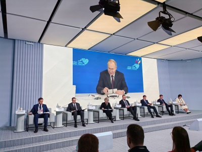 Всероссийская ассоциация развития местного самоуправления начинает работу с депутатским корпусом / ЯСИА   