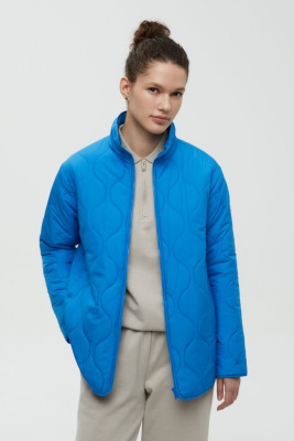 Стеганая утепленная куртка с воротником-стойкой