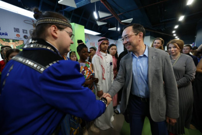 Айсен Николаев: «Фестиваль «Муус Устар» стал главным молодежным событием республики» / Нарыйа Пахомова   