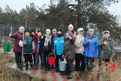 Как школа в якутском селе обучает традиционному животноводству и выращивает 35 тонн капусты в год / ЯСИА   