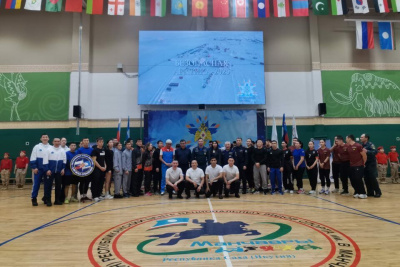 В Якутии стартовали соревнования по северному многоборью среди пожарных и спасателей / Нарыйа Пахомова Якутск Якутск Республика Саха (Якутия)