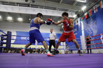 Боксеры Якутии сразятся за выход в финал первенства ДФО / Дьулустаан Сергеев Улан-Удэ Город Улан-Удэ Республика Бурятия