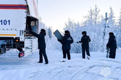 В Мирнинском районе участники арктической экспедиции МЧС РФ спасли людей / ЯСИА   