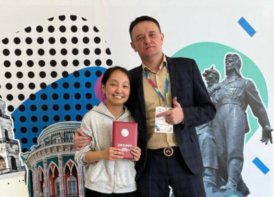 Школьница из Якутии стала призером всероссийской олимпиады по обществознанию / ЯСИА Екатеринбург Город Екатеринбург Свердловская область