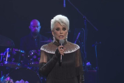 На концерте в Петербурге состоялась премьера песни на стихи Марии Захаровой / ЯСИА   